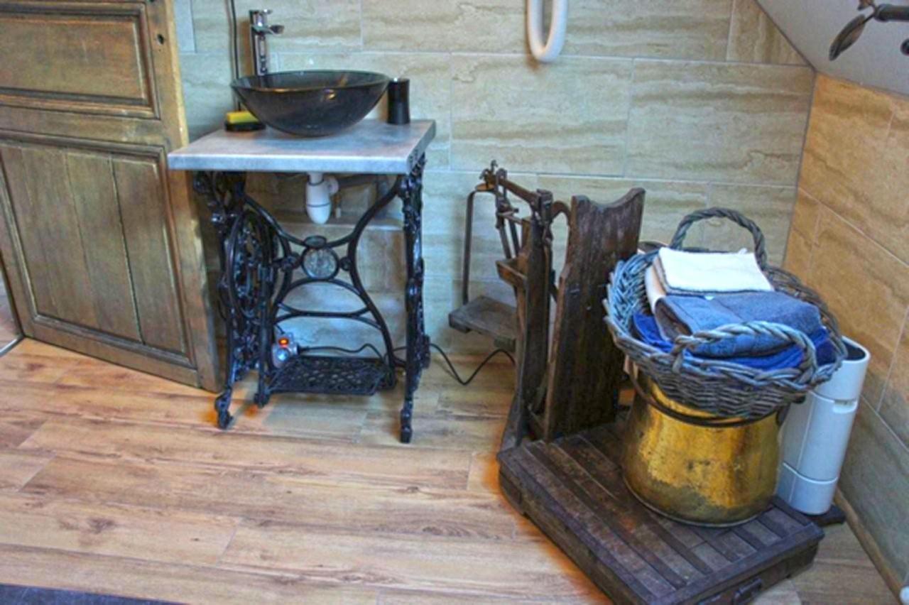 Aux Logis De La Solre Bed and Breakfast Ferrière-la-Petite Eksteriør billede