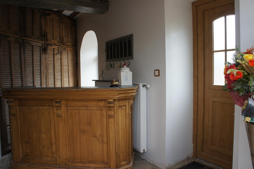 Aux Logis De La Solre Bed and Breakfast Ferrière-la-Petite Eksteriør billede