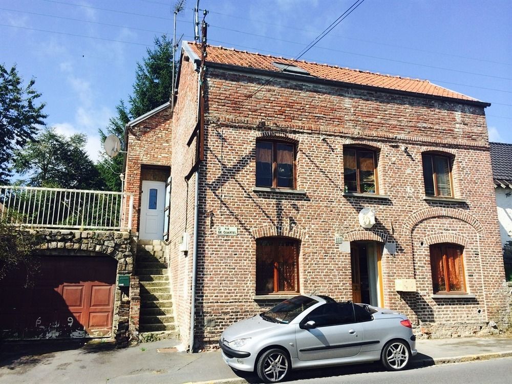 Aux Logis De La Solre Bed and Breakfast Ferrière-la-Petite Eksteriør billede
